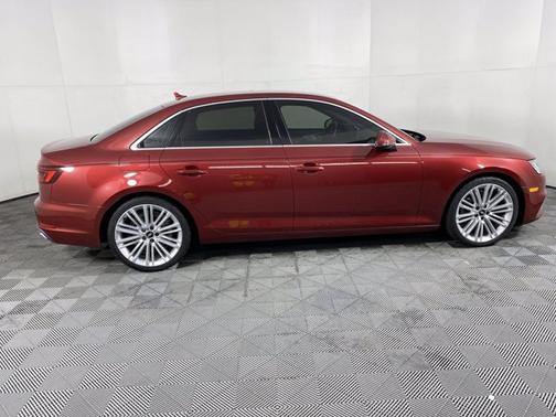 Photo 5 of 19 of 2019 Audi A4 Premium Plus