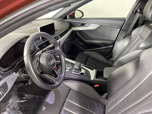 Photo 2 of 19 of 2019 Audi A4 Premium Plus