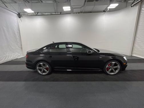 Photo 5 of 19 of 2018 Audi S4 3.0 Premium Plus