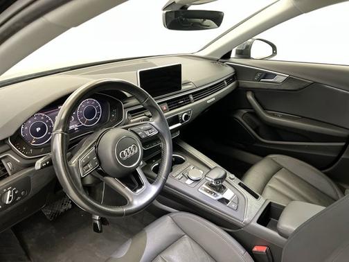 Photo 2 of 19 of 2017 Audi A4 Season of Audi Premium