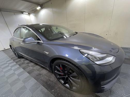 Photo 5 of 19 of 2020 Tesla Model 3 Performance