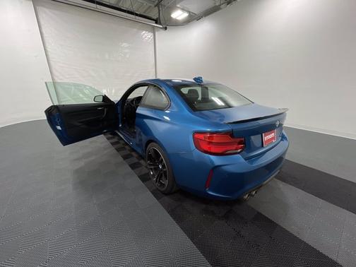 Photo 3 of 17 of 2018 BMW M2 Base
