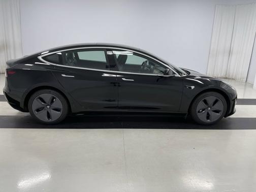 Photo 5 of 18 of 2020 Tesla Model 3 Long Range