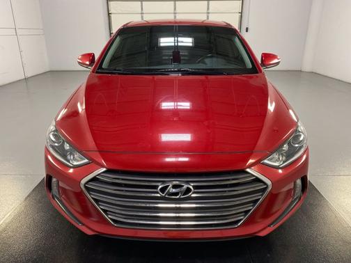 Photo 4 of 18 of 2018 Hyundai Elantra Limited