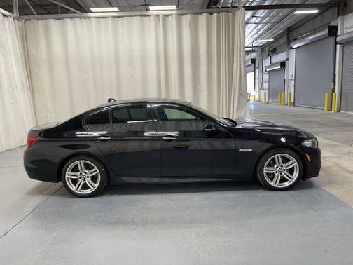 Photo 5 of 19 of 2016 BMW 535 i xDrive