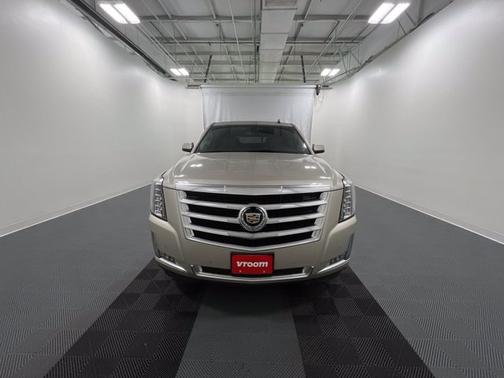 Photo 4 of 19 of 2015 Cadillac Escalade Standard