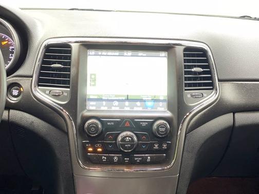 2018 Jeep Grand Cherokee Altitude for sale in Dallas, TX - image 14