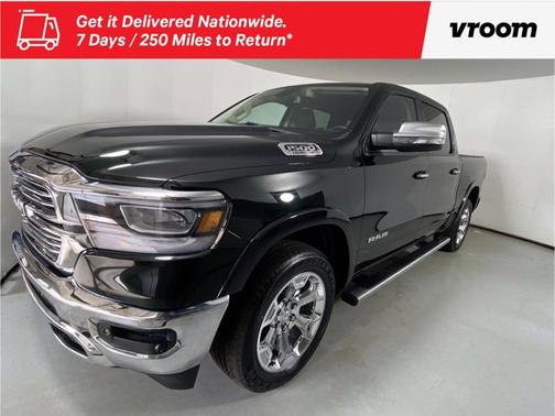Photo 1 of 18 of 2019 RAM 1500 Laramie