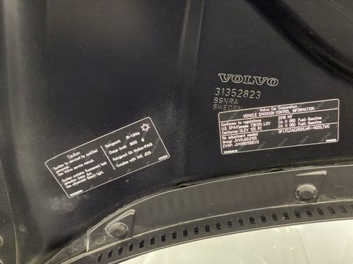 2018 Volvo S60 Inscription T5 for sale in Sarasota, FL - image 19