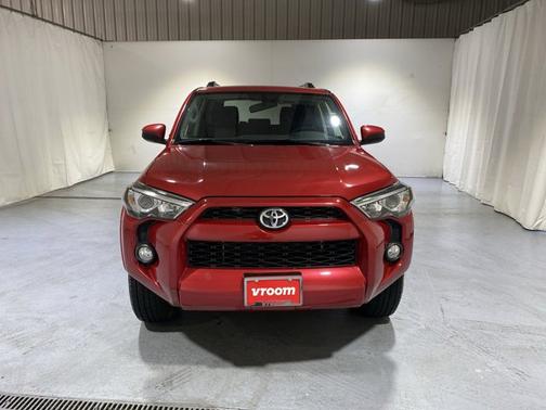 Photo 4 of 18 of 2019 Toyota 4Runner SR5