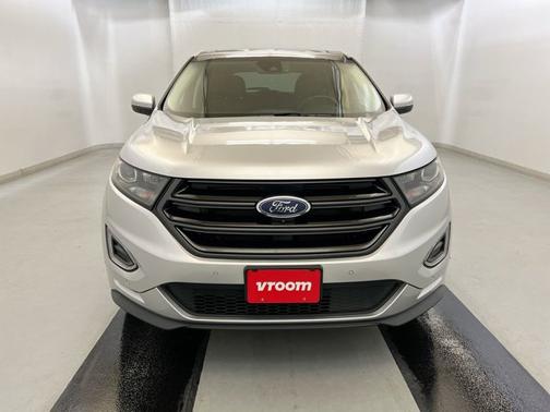 Photo 4 of 19 of 2018 Ford Edge Sport