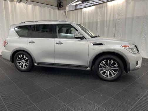 Photo 5 of 20 of 2018 Nissan Armada SL