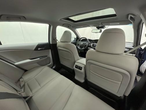 2014 Honda Accord EX-L for sale in Sheboygan, WI - image 11