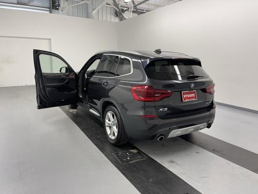 Photo 3 of 19 of 2018 BMW X3 xDrive30i
