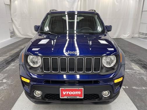 Photo 4 of 18 of 2021 Jeep Renegade Latitude