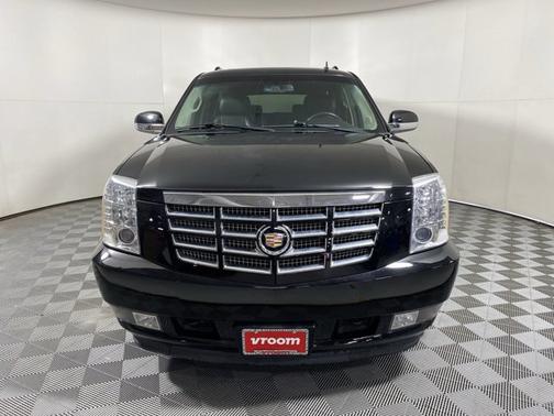 Photo 4 of 19 of 2014 Cadillac Escalade ESV Luxury