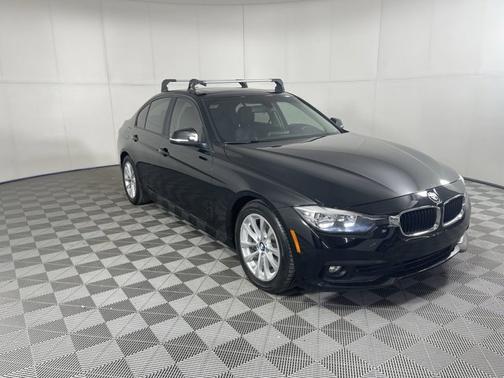 Photo 5 of 18 of 2016 BMW 320 i xDrive