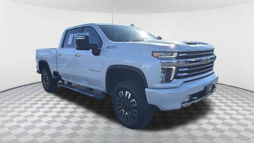 Iridescent Pearl Tricoat 2022 Chevrolet Silverado 2500 High Country