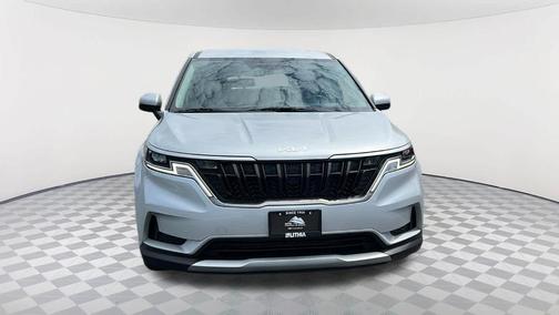 2023 Kia Carnival LX
