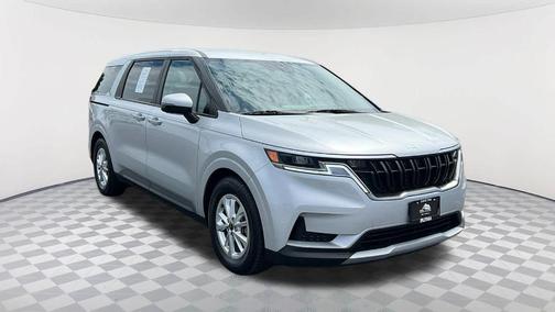 2023 Kia Carnival LX