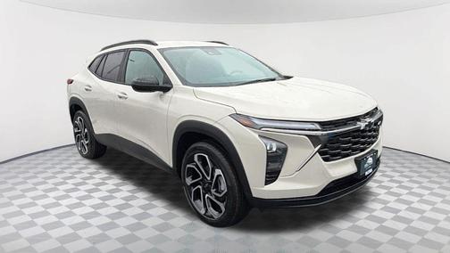 White Sand 2026 Chevrolet Trax 2RS