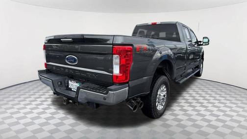 Magnetic Metallic 2017 Ford F-350 XLT