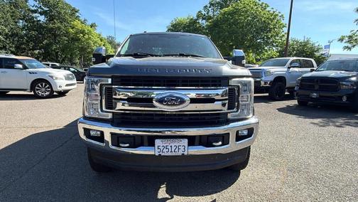 Magnetic Metallic 2017 Ford F-350 XLT