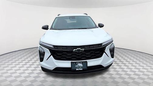 Summit White 2026 Chevrolet Trax LT