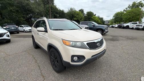 White Sand Beige 2011 Kia Sorento EX