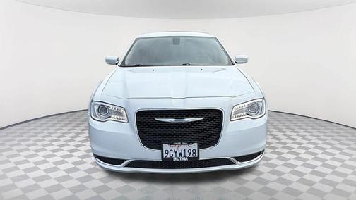 Bright White Clearcoat 2023 Chrysler 300 Touring