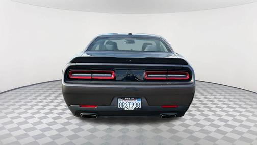 Granite Pearlcoat 2020 Dodge Challenger SXT