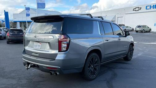 2021 Chevrolet Suburban High Country