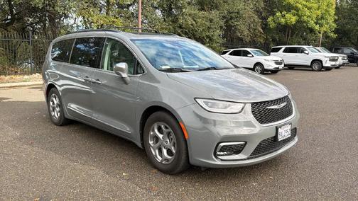 2022 Chrysler Pacifica Limited