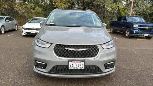 2022 Chrysler Pacifica Limited