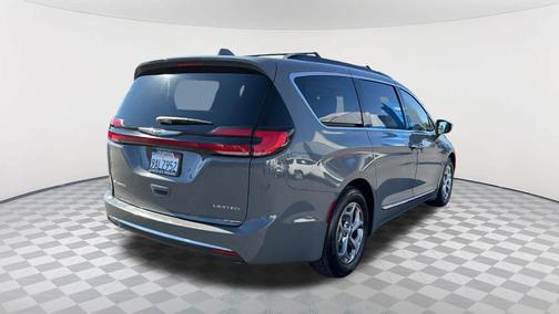 2022 Chrysler Pacifica Limited
