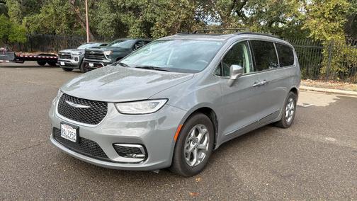 2022 Chrysler Pacifica Limited