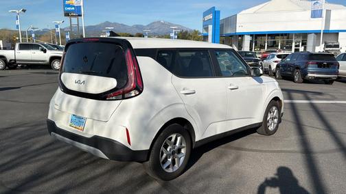 2023 Kia Soul LX