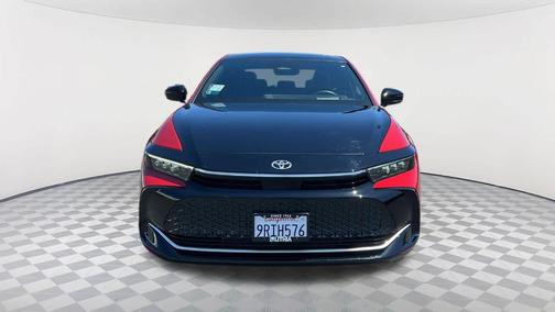 2025 Toyota Crown Platinum