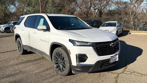 2023 Chevrolet Traverse RS