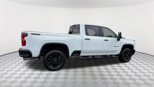 Summit White 2026 Chevrolet Silverado 3500 LT