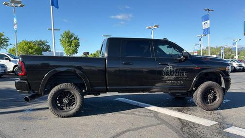 Diamond Black 2019 RAM 2500 Laramie