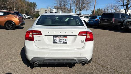 2017 Volvo S60 T5 Dynamic