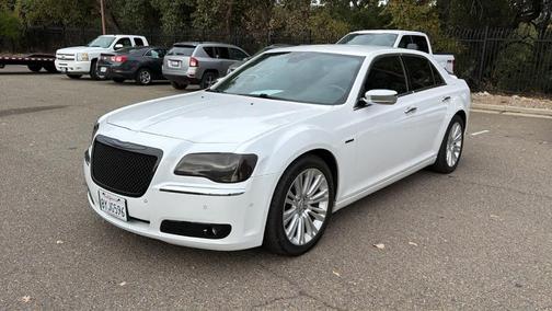 2014 Chrysler 300C Base