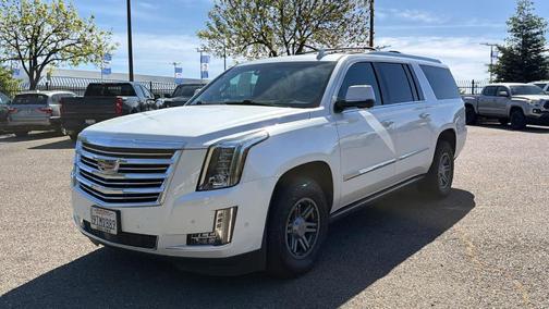 Crystal White Tri-Coat 2017 Cadillac Escalade ESV Platinum