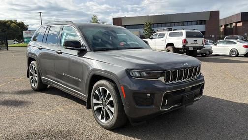 Metallic 2024 Jeep Grand Cherokee Overland