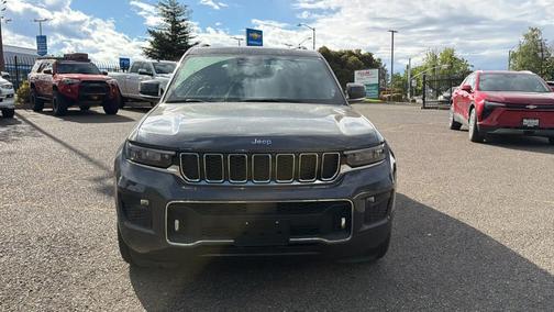 Metallic 2024 Jeep Grand Cherokee Overland