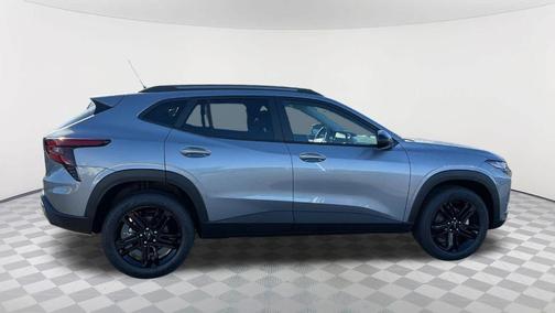 Sterling Gray Metallic 2026 Chevrolet Trax ACTIV
