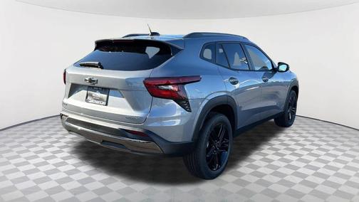 Sterling Gray Metallic 2026 Chevrolet Trax ACTIV