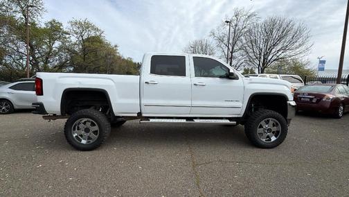 2017 GMC Sierra 2500 SLT