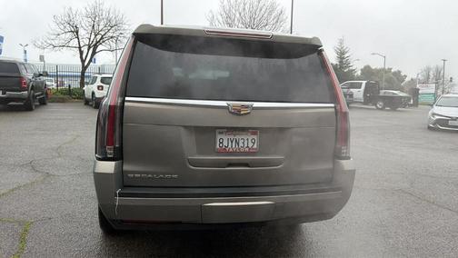 2019 Cadillac Escalade ESV Premium Luxury